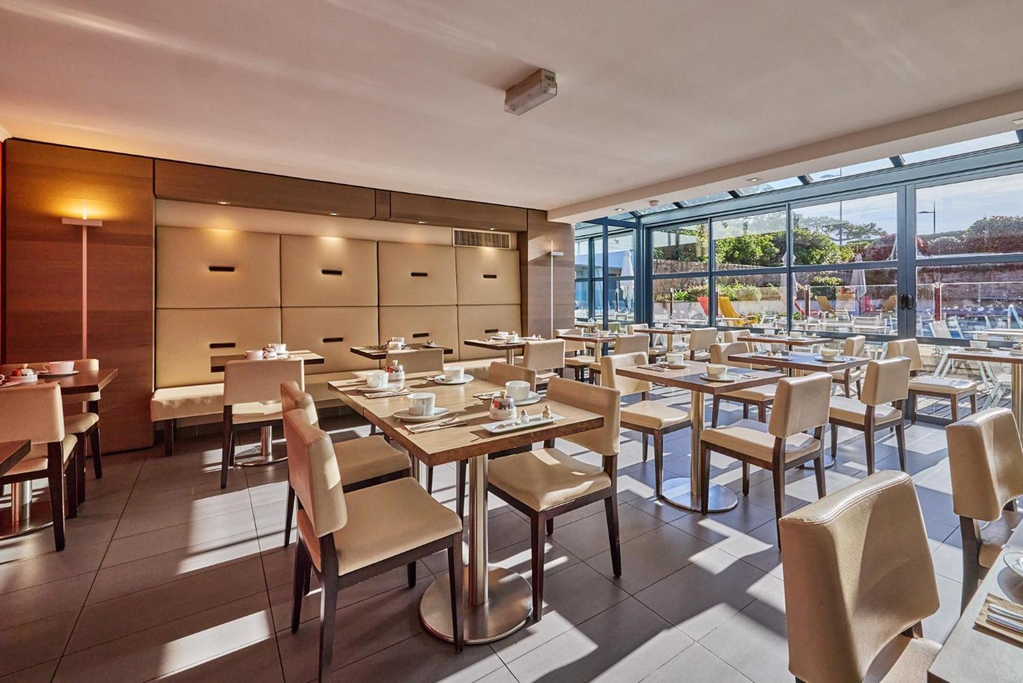 Le Churchill Hotel & Spa Necochea Ngoại thất bức ảnh